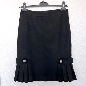 Banana Republic pencil skirt. Size 2. Black